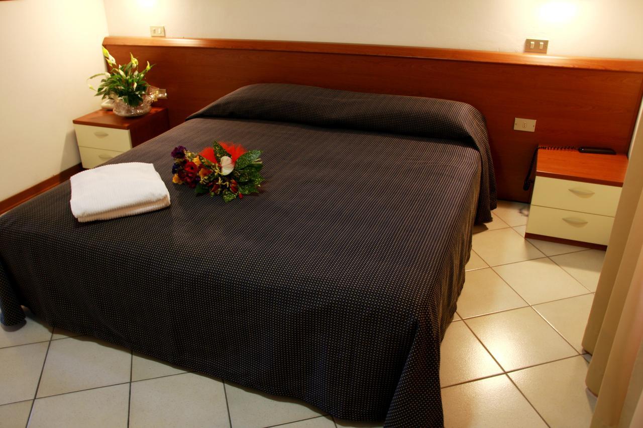 Hotel Excelsior Fano Zewnętrze zdjęcie